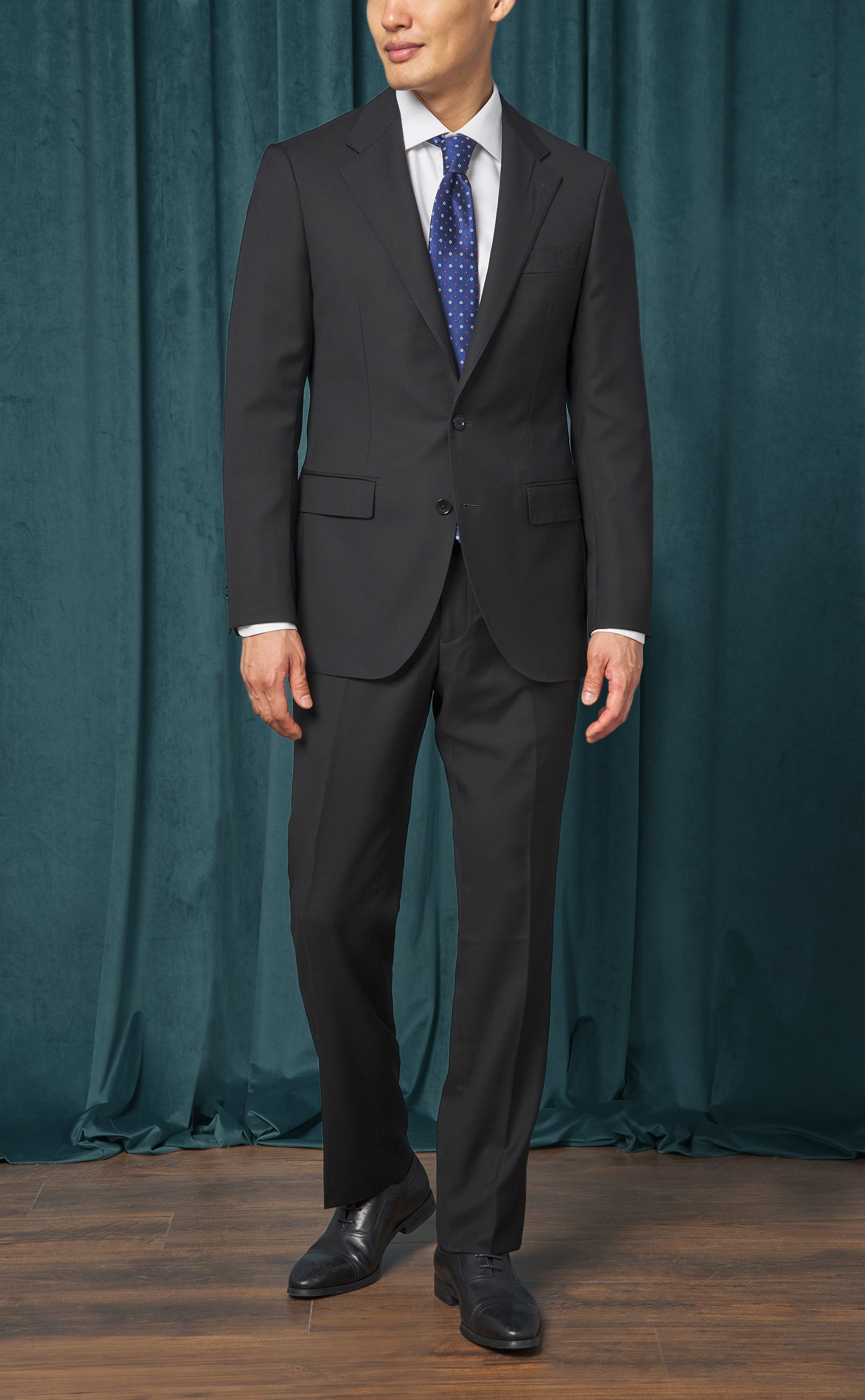 Ellis Suit in Black